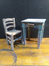 1 sedia + 1 tavolino  ,  san
